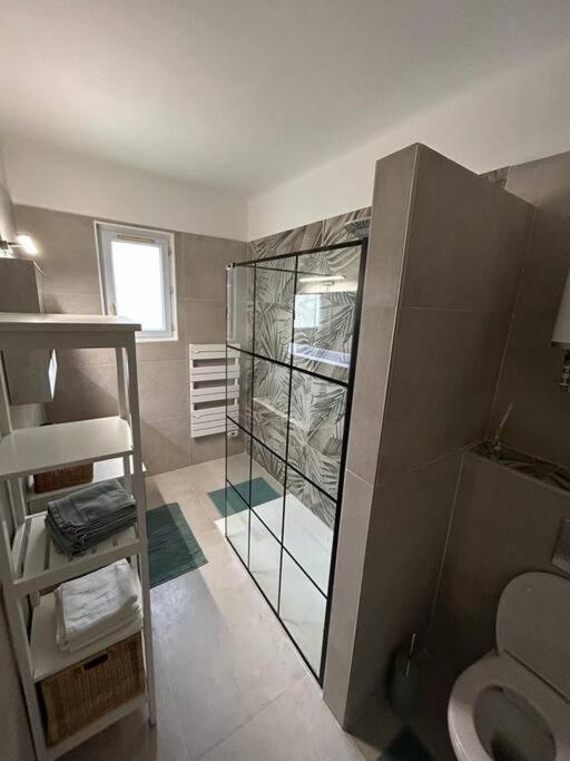 2 Pieces Au Centre D'Antibes. Appartement Buitenkant foto